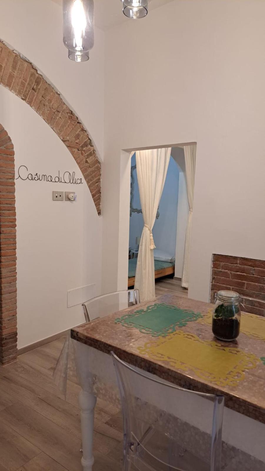 Casina Di Alice Vinci Exterior foto